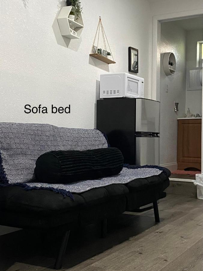 Tiny Place W Private Hot Jacuzzi 7 Min To Miami International Airport Exterior photo